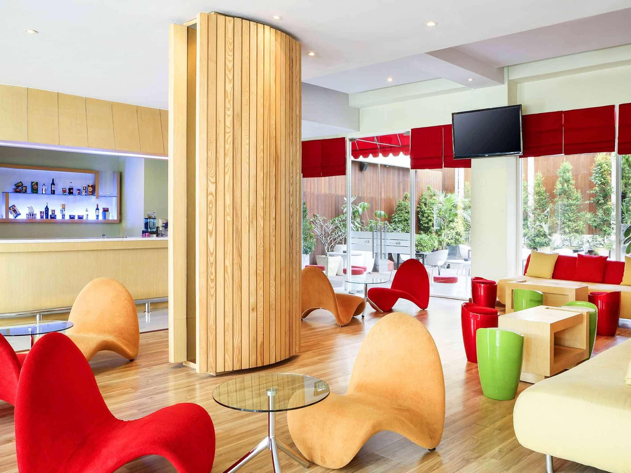 Ibis Styles Yogyakarta Hotel Exterior photo