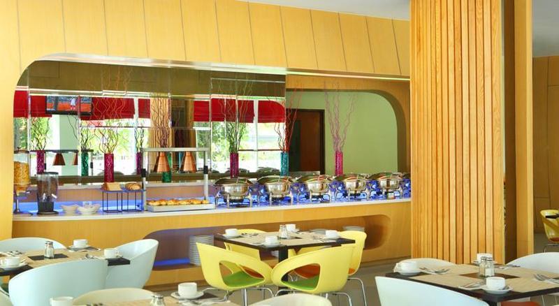 Ibis Styles Yogyakarta Hotel Exterior photo