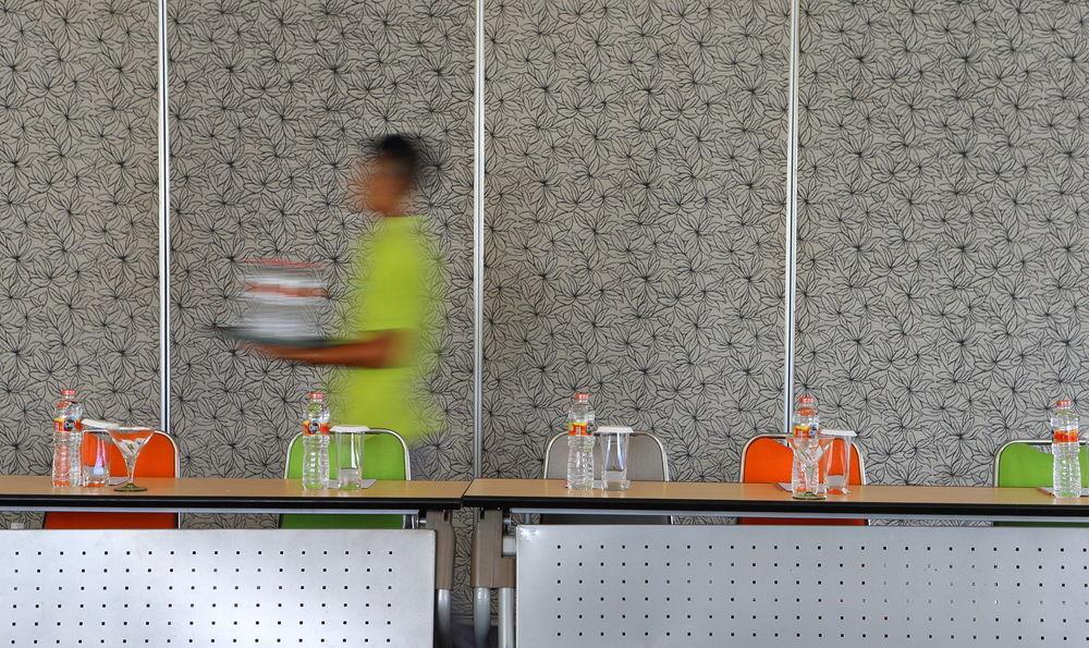 Ibis Styles Yogyakarta Hotel Exterior photo