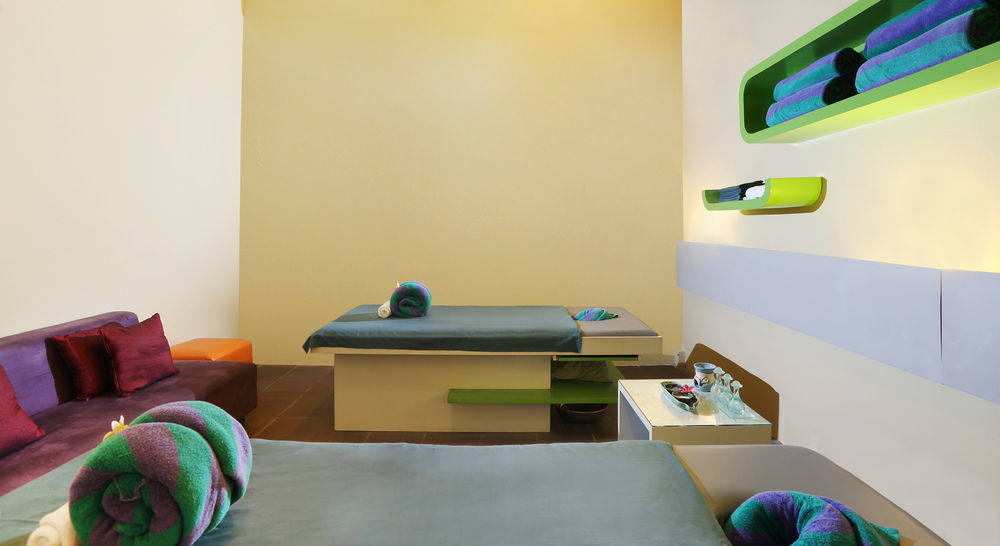 Ibis Styles Yogyakarta Hotel Exterior photo