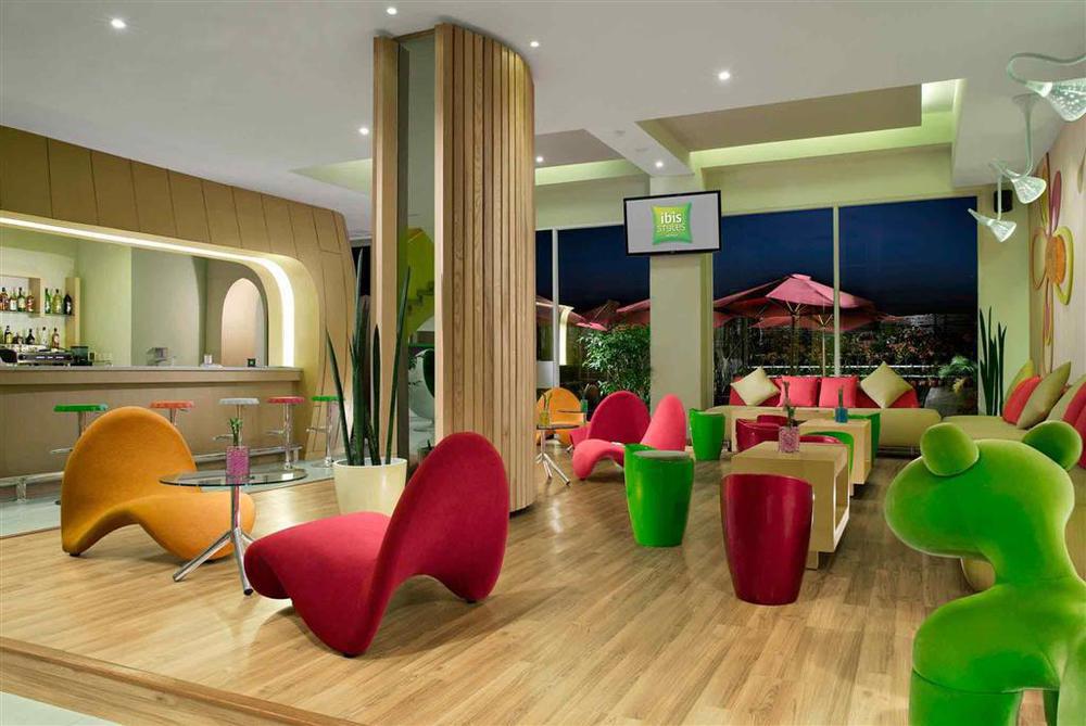 Ibis Styles Yogyakarta Hotel Interior photo