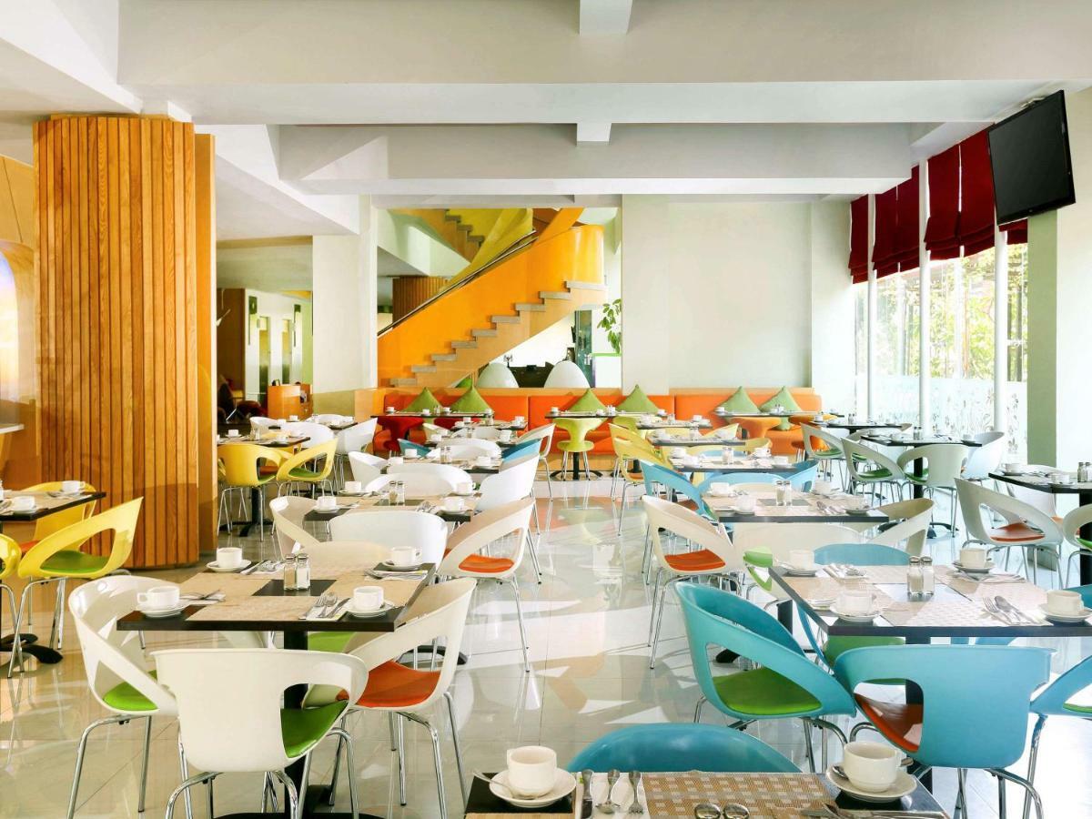 Ibis Styles Yogyakarta Hotel Exterior photo